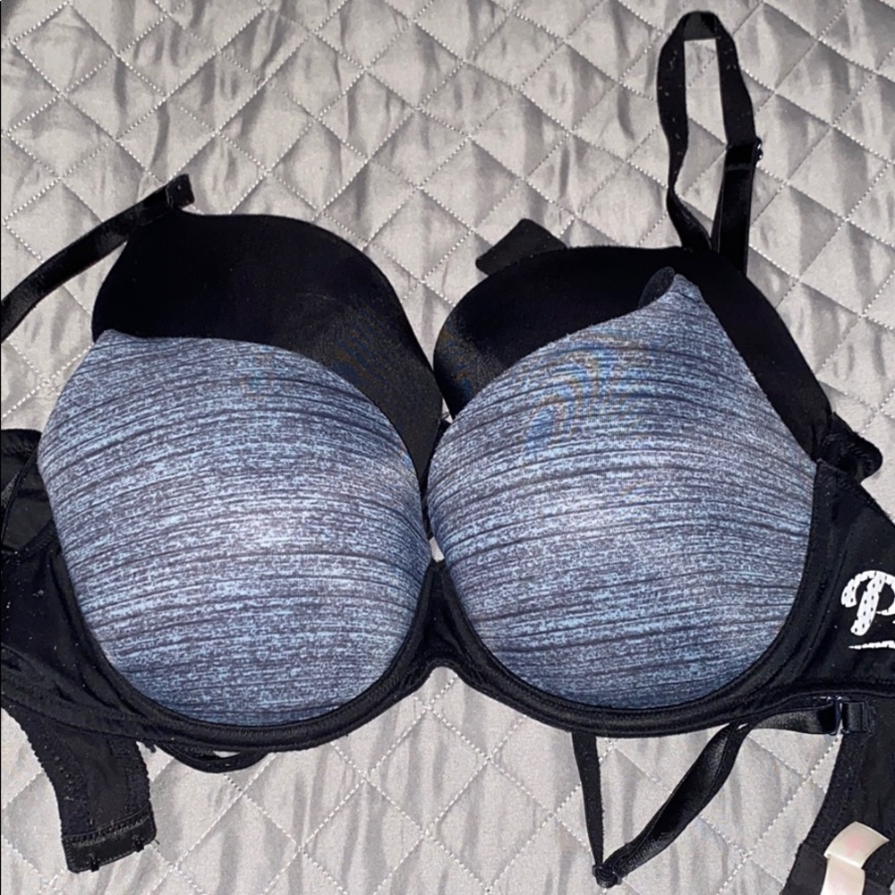(2) PINK Victoria’s Secret Wear Everywhere Bras